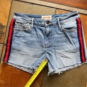 Driftwood Jean shorts cut off raw hem Connie size 27 red blue stripe side band